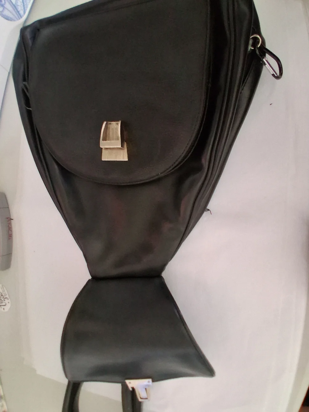 Black Men's Sling Backpack - Contemporary Casual Carry